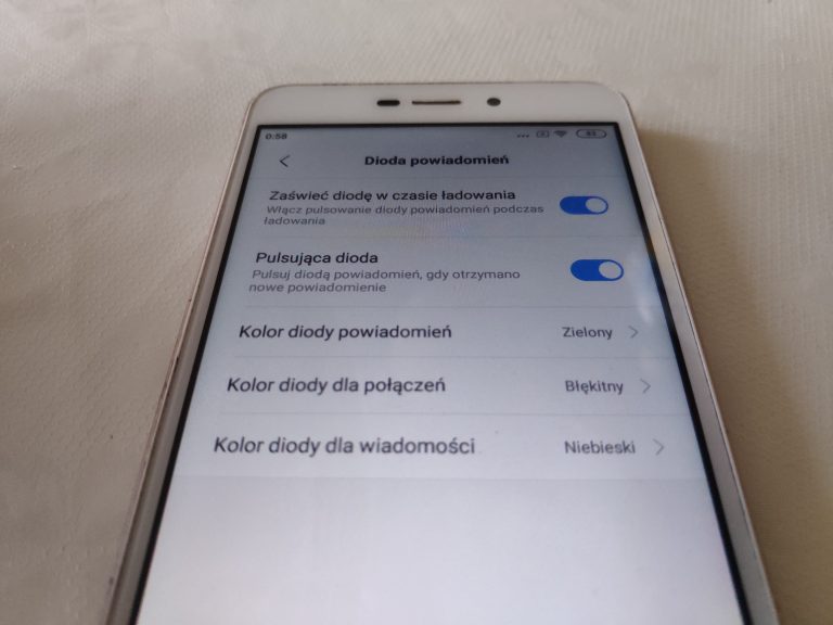 Xiaomi wraca do kolorowych diod LED…?