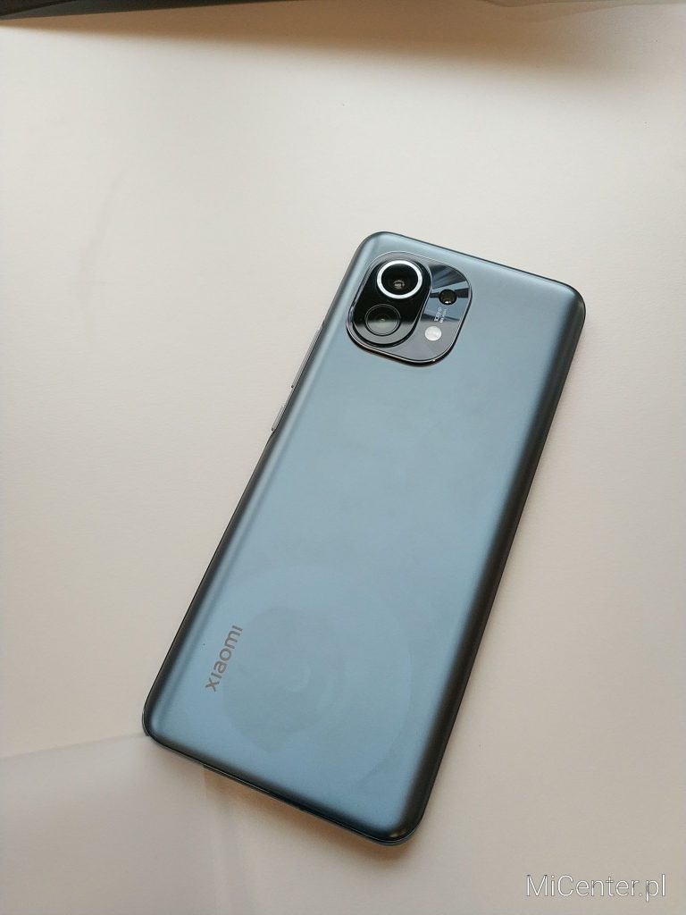 Mi 11, Mi 11 Lite, Mi 11i i inne