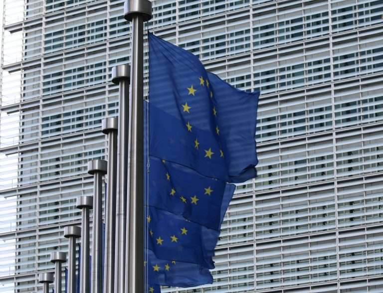 Większa dostępność części do telefonów: nowe propozycje Komisji Europejskiej
