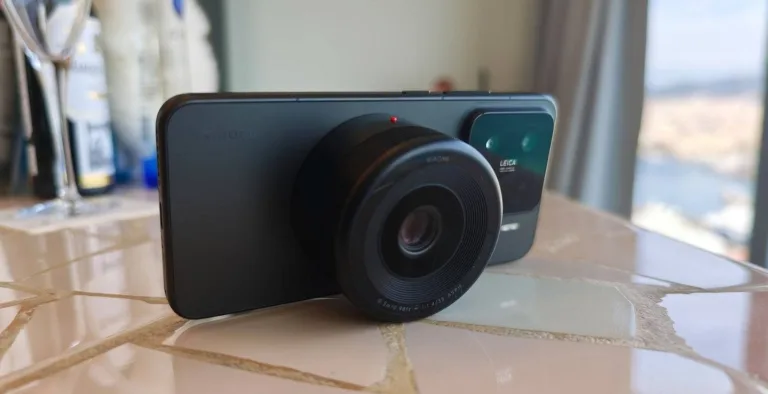 Xiaomi prezentuje prototyp magnetycznego aparatu dla Xiaomi 15